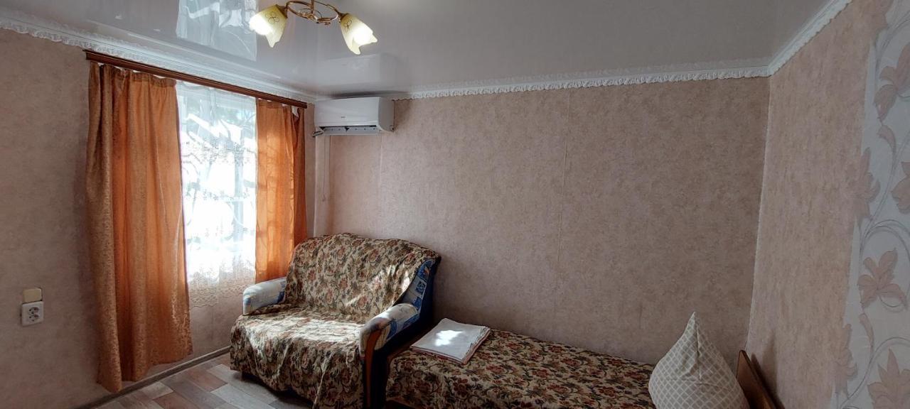 Guest House Anna Sukhumi Luaran gambar