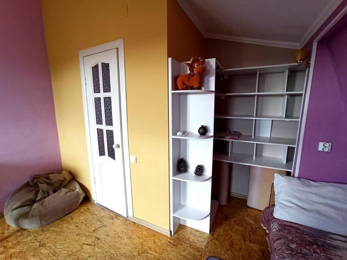 Guest House Anna Sukhumi Luaran gambar