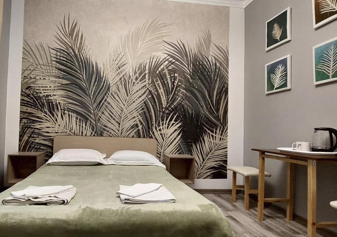 Guest House Anna Sukhumi Luaran gambar