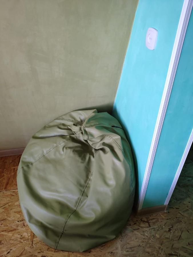 Guest House Anna Sukhumi Luaran gambar